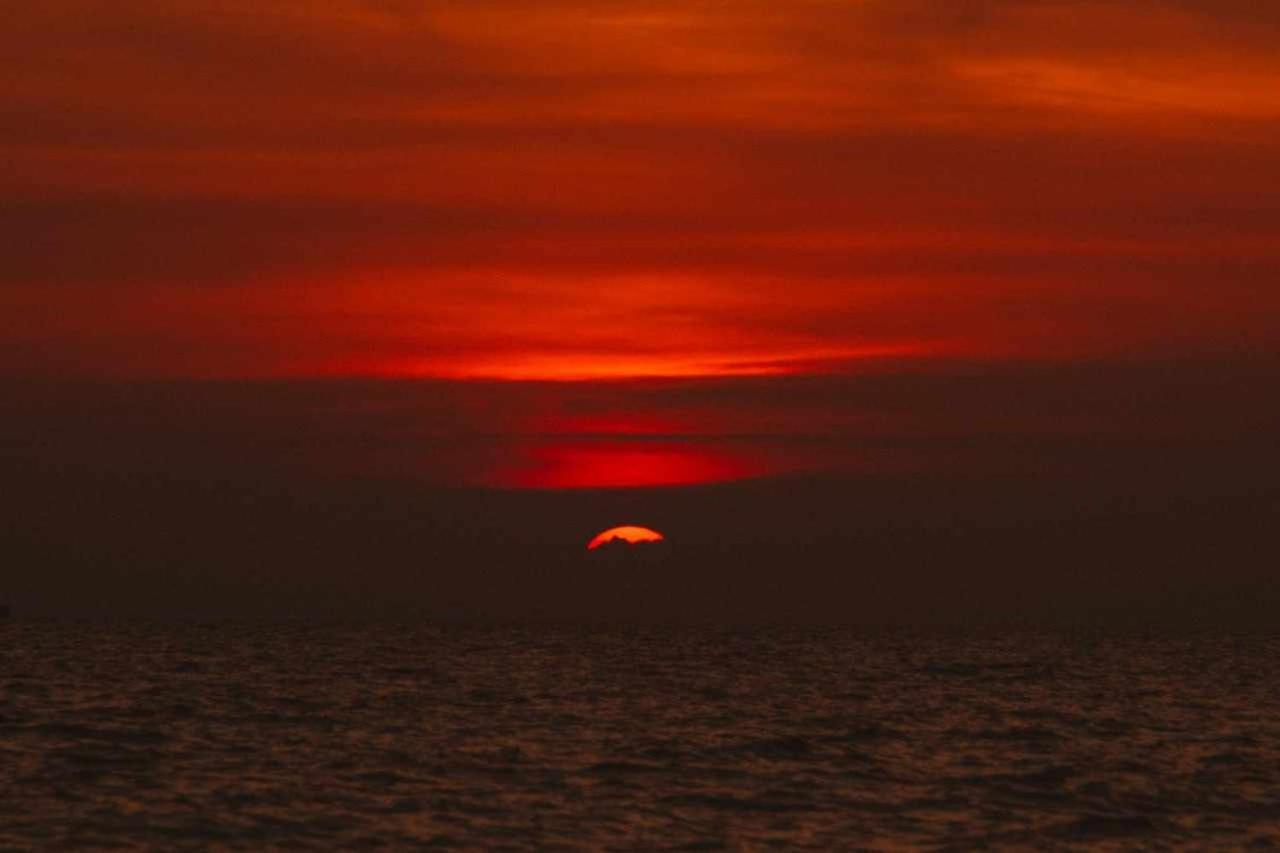 Paradise Sunset Guest house